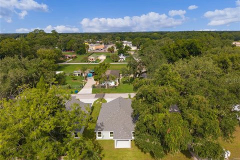 House in Ocklawaha, Florida 3 bedrooms, 146.69 sq.m. № 2324903 - photo 12
