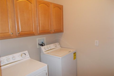 Casa en alquiler en Orlando, Florida, 3 dormitorios, 218.97 m2 № 1825015 - foto 22
