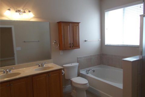 Casa en alquiler en Orlando, Florida, 3 dormitorios, 218.97 m2 № 1825015 - foto 17