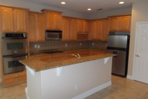 Casa en alquiler en Orlando, Florida, 3 dormitorios, 218.97 m2 № 1825015 - foto 4