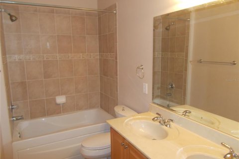 Casa en alquiler en Orlando, Florida, 3 dormitorios, 218.97 m2 № 1825015 - foto 12