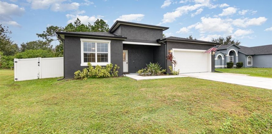 Casa en Kissimmee, Florida 4 dormitorios, 164.53 m2 № 2093862