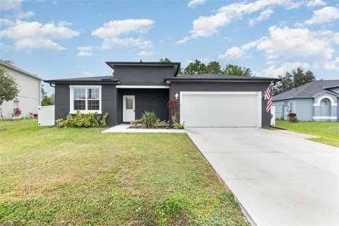Casa en alquiler en Kissimmee, Florida, 4 dormitorios, 164.53 m2 № 2093862 - foto 2