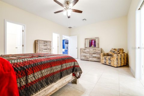 Casa en alquiler en Kissimmee, Florida, 4 dormitorios, 164.53 m2 № 2093862 - foto 27