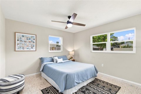 Villa ou maison à louer à Sarasota, Floride: 3 chambres, 113.34 m2 № 2388515 - photo 25