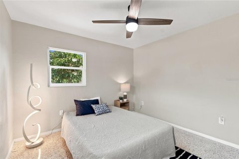 Villa ou maison à louer à Sarasota, Floride: 3 chambres, 113.34 m2 № 2388515 - photo 24
