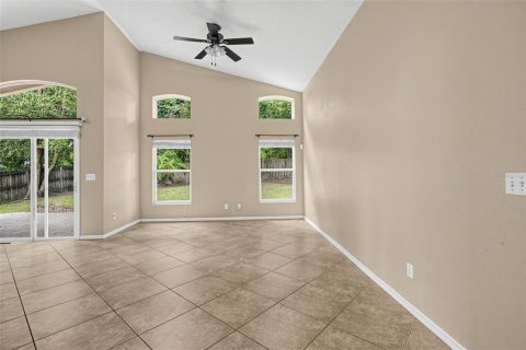 Casa en venta en Apopka, Florida, 4 dormitorios, 192.77 m2 № 2384091 - foto 7