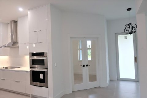 Купить виллу или дом в Порт-Шарлотт, Флорида 3 комнаты, 225.1м2, № 1906341 - фото 12
