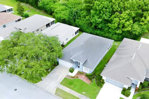 House in Hudson, Florida 3 bedrooms, 150.41 sq.m. № 1747689 - photo 2
