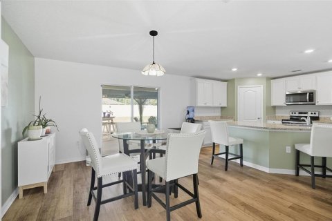 House in Palm Coast, Florida 3 bedrooms, 135.92 sq.m. № 1898645 - photo 15