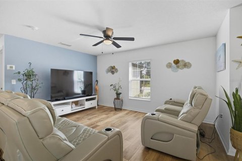 House in Palm Coast, Florida 3 bedrooms, 135.92 sq.m. № 1898645 - photo 13