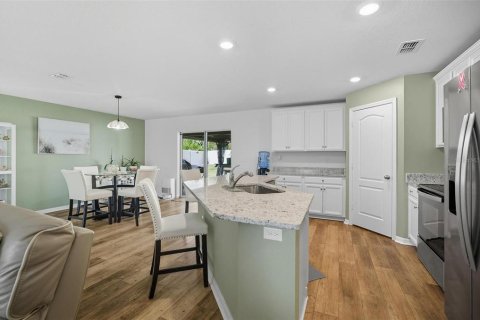 House in Palm Coast, Florida 3 bedrooms, 135.92 sq.m. № 1898645 - photo 14