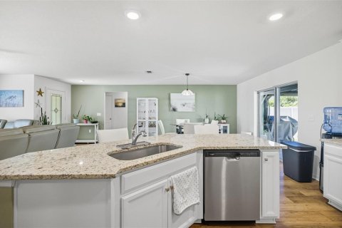 House in Palm Coast, Florida 3 bedrooms, 135.92 sq.m. № 1898645 - photo 23