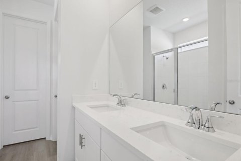 House in Palmetto, Florida 4 bedrooms, 262.91 sq.m. № 2208324 - photo 12