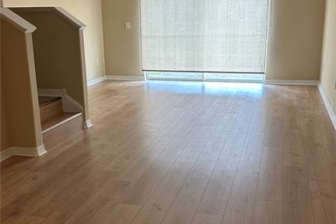 Townhouse in Riverview, Florida 2 bedrooms, 100.33 sq.m. № 2104280 - photo 5