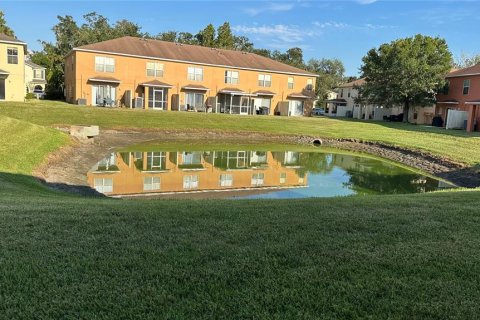 Townhouse in Riverview, Florida 2 bedrooms, 100.33 sq.m. № 2104280 - photo 13