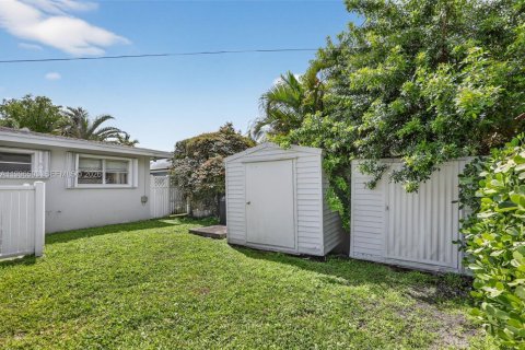 House in Pompano Beach, Florida 3 bedrooms, 98.94 sq.m. № 2063170 - photo 19