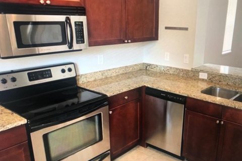 Copropriété à vendre à Lake Mary, Floride: 1 chambre, 77.76 m2 № 1735259 - photo 2