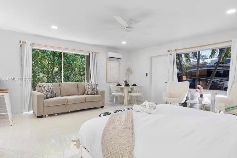 Immobilier commercial à vendre à Hollywood, Floride: 341.32 m2 № 2192010 - photo 8