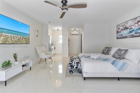 Immobilier commercial à vendre à Hollywood, Floride: 341.32 m2 № 2192010 - photo 24