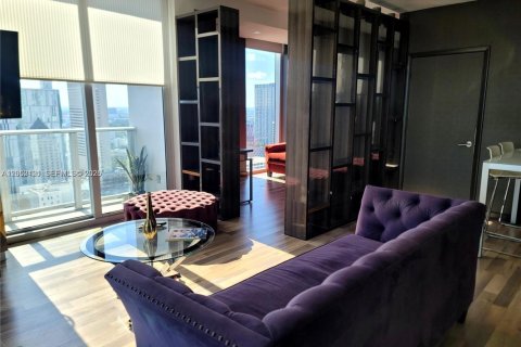 Copropriété à louer à Miami, Floride: 1 chambre, 73.49 m2 № 2259923 - photo 3