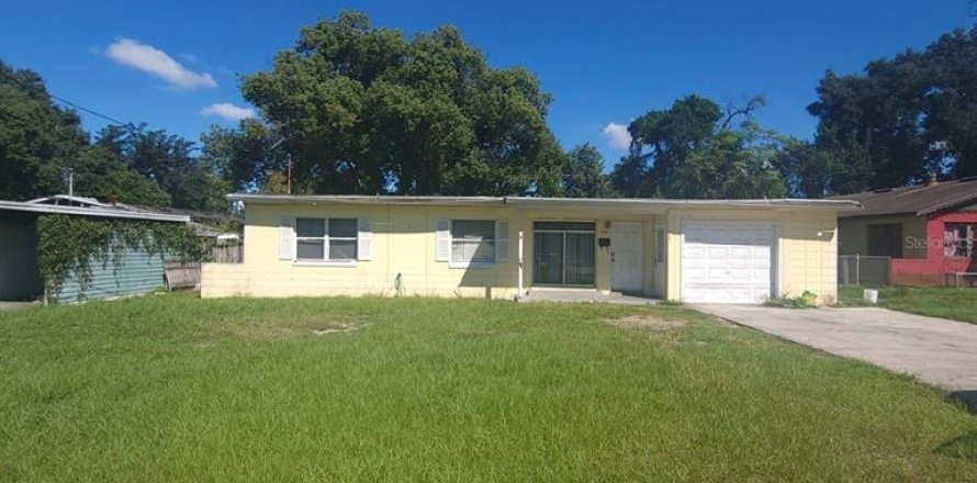 Villa ou maison à Orlando, Floride 5 chambres, 138.7 m2 № 2415426