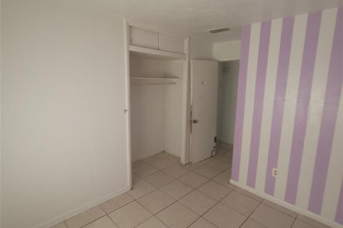 Villa ou maison à vendre à Orlando, Floride: 5 chambres, 138.7 m2 № 2415426 - photo 7