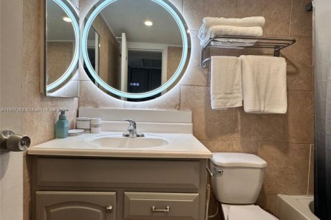 Copropriété à louer à Sunny Isles Beach, Floride: 38.09 m2 № 1978525 - photo 12