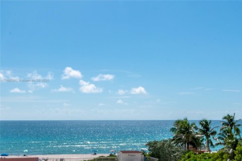 Copropriété à louer à Sunny Isles Beach, Floride: 38.09 m2 № 1978525 - photo 7