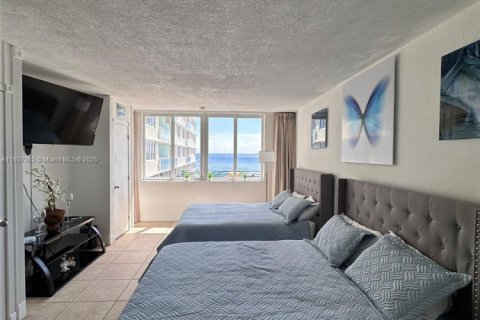Copropriété à louer à Sunny Isles Beach, Floride: 38.09 m2 № 1978525 - photo 21