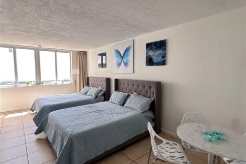 Copropriété à louer à Sunny Isles Beach, Floride: 38.09 m2 № 1978525 - photo 20