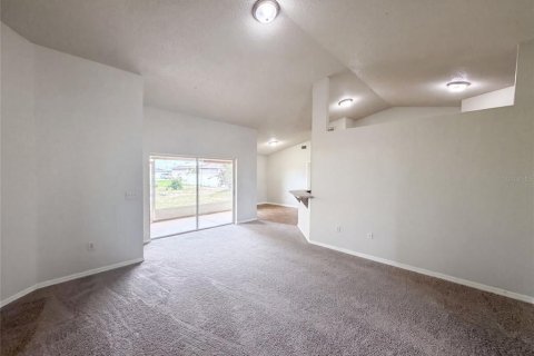 Casa en venta en Lake Wales, Florida, 3 dormitorios, 173.08 m2 № 2227817 - foto 3