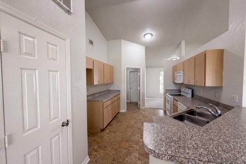 Casa en venta en Lake Wales, Florida, 3 dormitorios, 173.08 m2 № 2227817 - foto 2