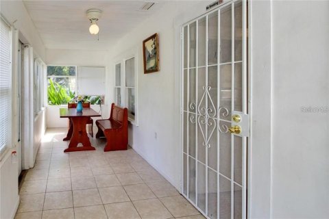 Appartement à louer à Clearwater, Floride: 2 chambres, 91.97 m2 № 2430940 - photo 12