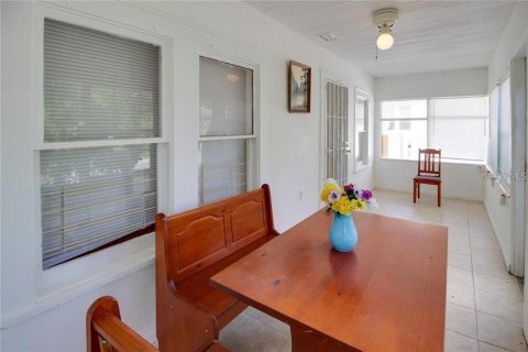 Appartement à louer à Clearwater, Floride: 2 chambres, 91.97 m2 № 2430940 - photo 13
