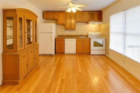 Appartement à louer à Clearwater, Floride: 2 chambres, 91.97 m2 № 2430940 - photo 3