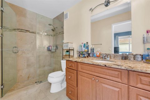 House in Pembroke Pines, Florida 2 bedrooms, 145.86 sq.m. № 2181267 - photo 28