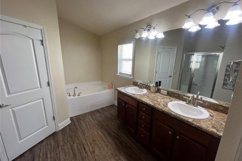 Casa en venta en Kissimmee, Florida, 3 dormitorios, 137.5 m2 № 1852641 - foto 16