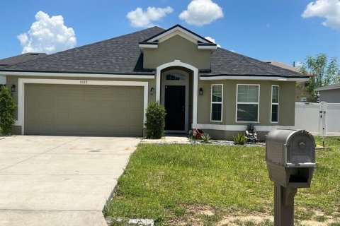 Casa en venta en Kissimmee, Florida, 3 dormitorios, 137.5 m2 № 1852641 - foto 1