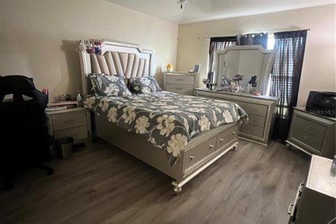 Casa en venta en Kissimmee, Florida, 3 dormitorios, 137.5 m2 № 1852641 - foto 11