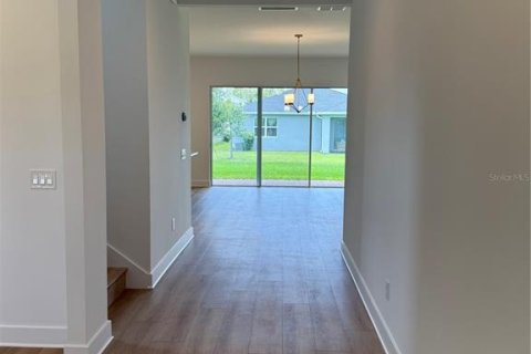 House in Sanford, Florida 4 bedrooms, 260.13 sq.m. № 1732177 - photo 3