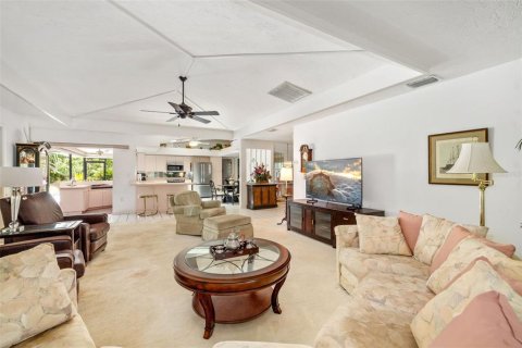 House in Bradenton, Florida 3 bedrooms, 171.59 sq.m. № 1765603 - photo 10