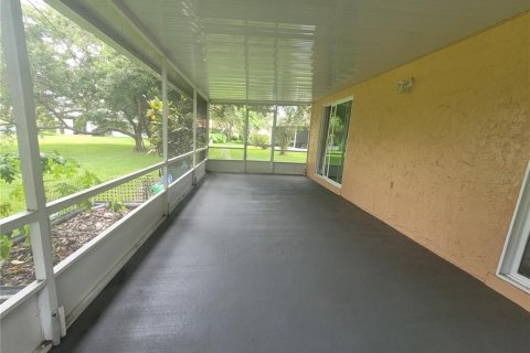 Villa ou maison à louer à Orlando, Floride: 2 chambres, 143.07 m2 № 2406350 - photo 25