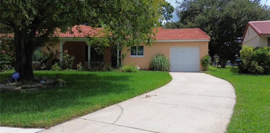 Villa ou maison à Orlando, Floride 2 chambres, 143.07 m2 № 2406350