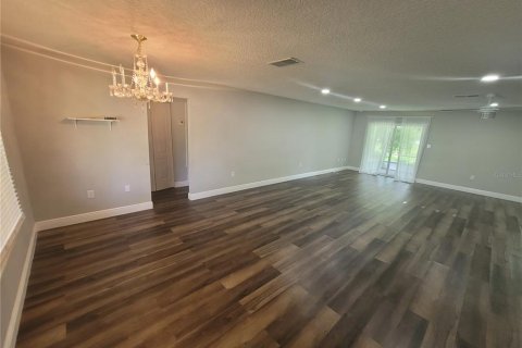 Villa ou maison à louer à Orlando, Floride: 2 chambres, 143.07 m2 № 2406350 - photo 4