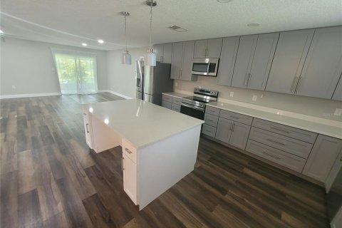Villa ou maison à louer à Orlando, Floride: 2 chambres, 143.07 m2 № 2406350 - photo 6