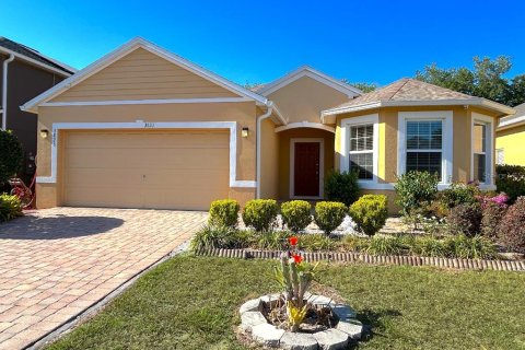 House in Clermont, Florida 3 bedrooms, 162.86 sq.m. № 1632001 - photo 1