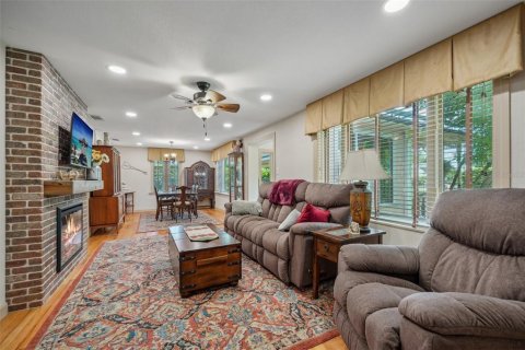 House in Orlando, Florida 3 bedrooms, 213.12 sq.m. № 2095656 - photo 10