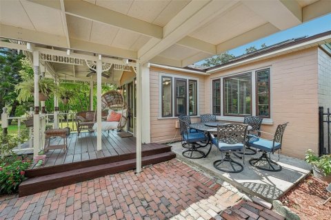 House in Orlando, Florida 3 bedrooms, 213.12 sq.m. № 2095656 - photo 6