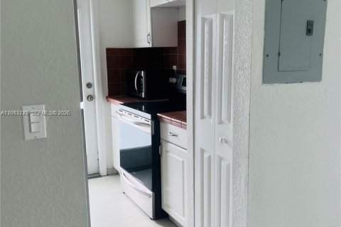 Apartment in Miami Beach, Florida 1 bedroom, 61.59 sq.m. № 2348635 - photo 11